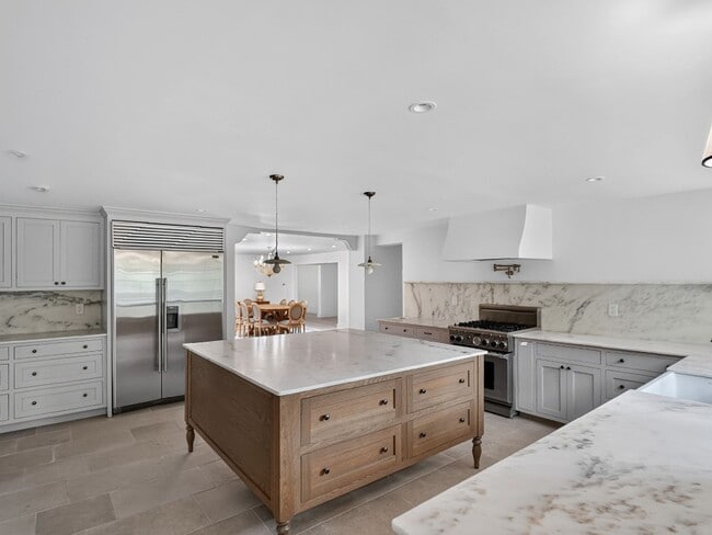 Building Photo - Luxury Tudor Estate in Hamden – Fully Renovated Executive Home Near Yale