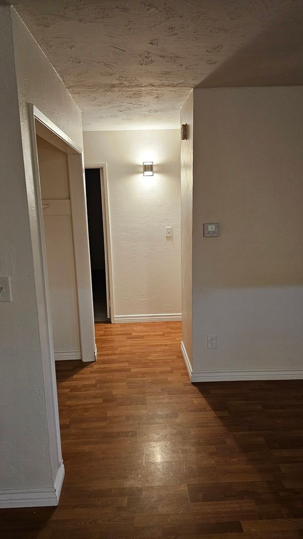 Building Photo - $3,300 - 2 Bed / 1 Bath Home in Fletcher H...