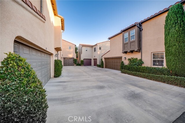 Building Photo - 70 Latitude