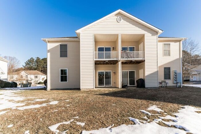 Building Photo - 22539 Chickadee Circle