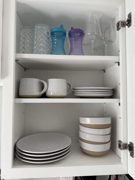 Building Photo - 4 Auburn Ave Ext