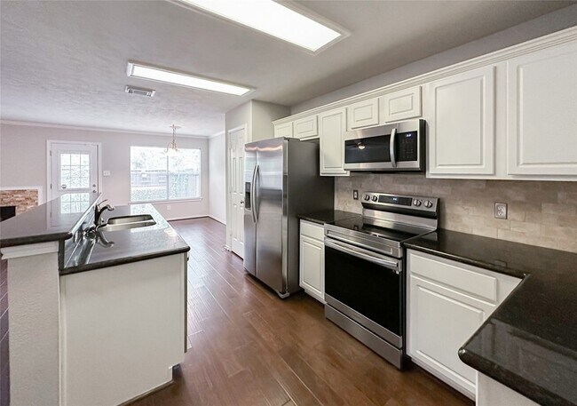 Building Photo - 131 Anise Tree Pl