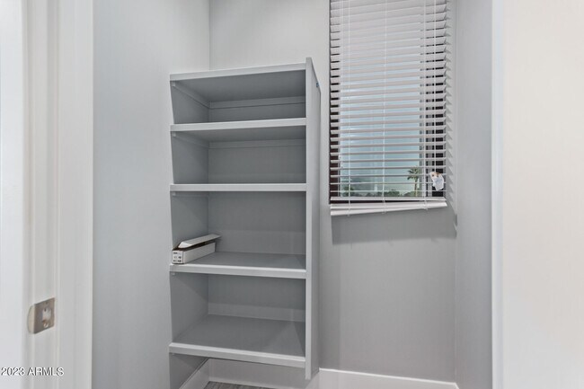 Building Photo - 7550 E Osborn Rd