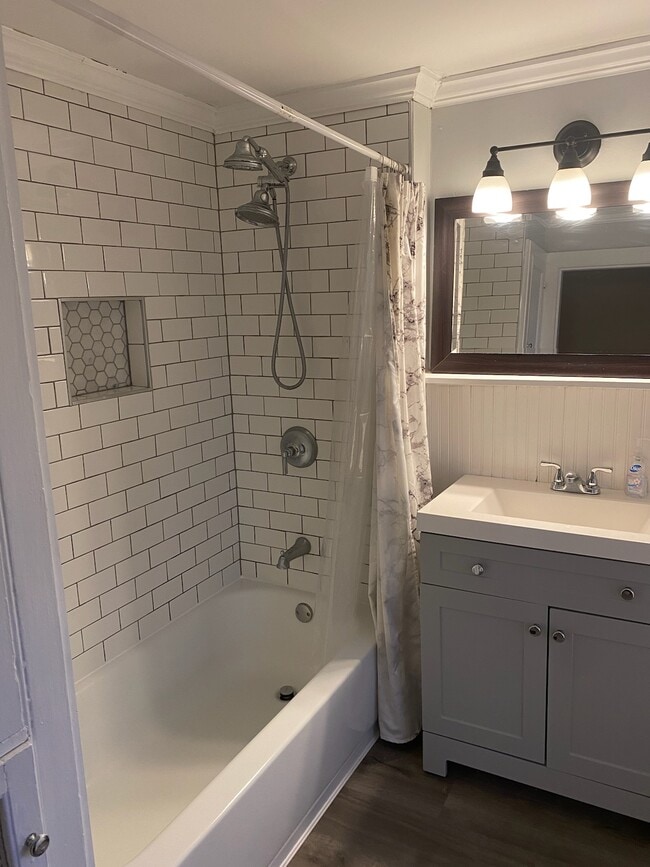 Main bathroom - 24 S Main St