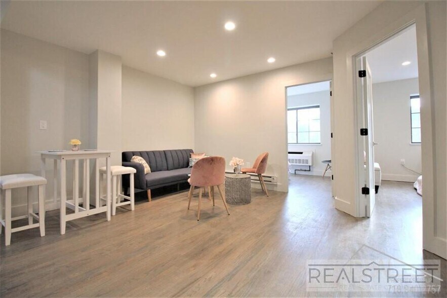 Building Photo - NEW 2 BR in Prospect Lefferts Gardens!
