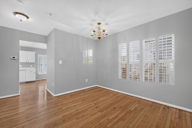 Building Photo - 13504 Hamlet Square Ct