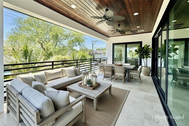 Building Photo - 500 E Davis Blvd