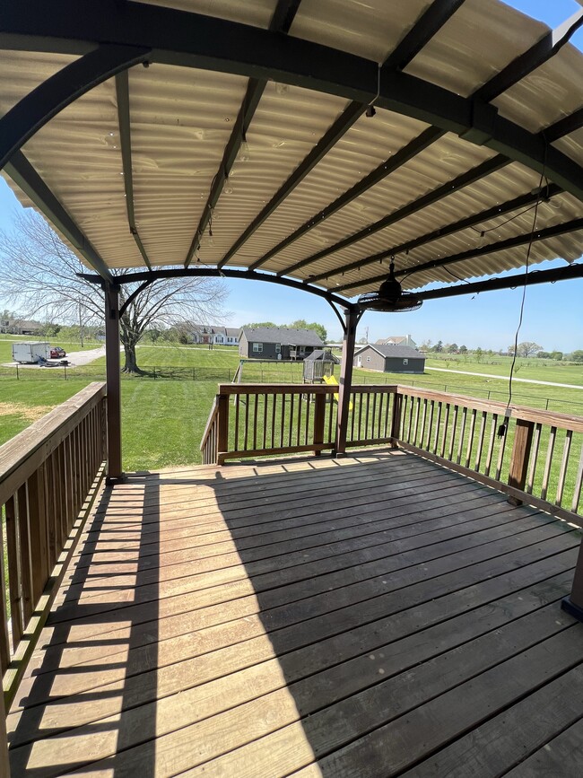 Building Photo - 71 Bent Grass Dr