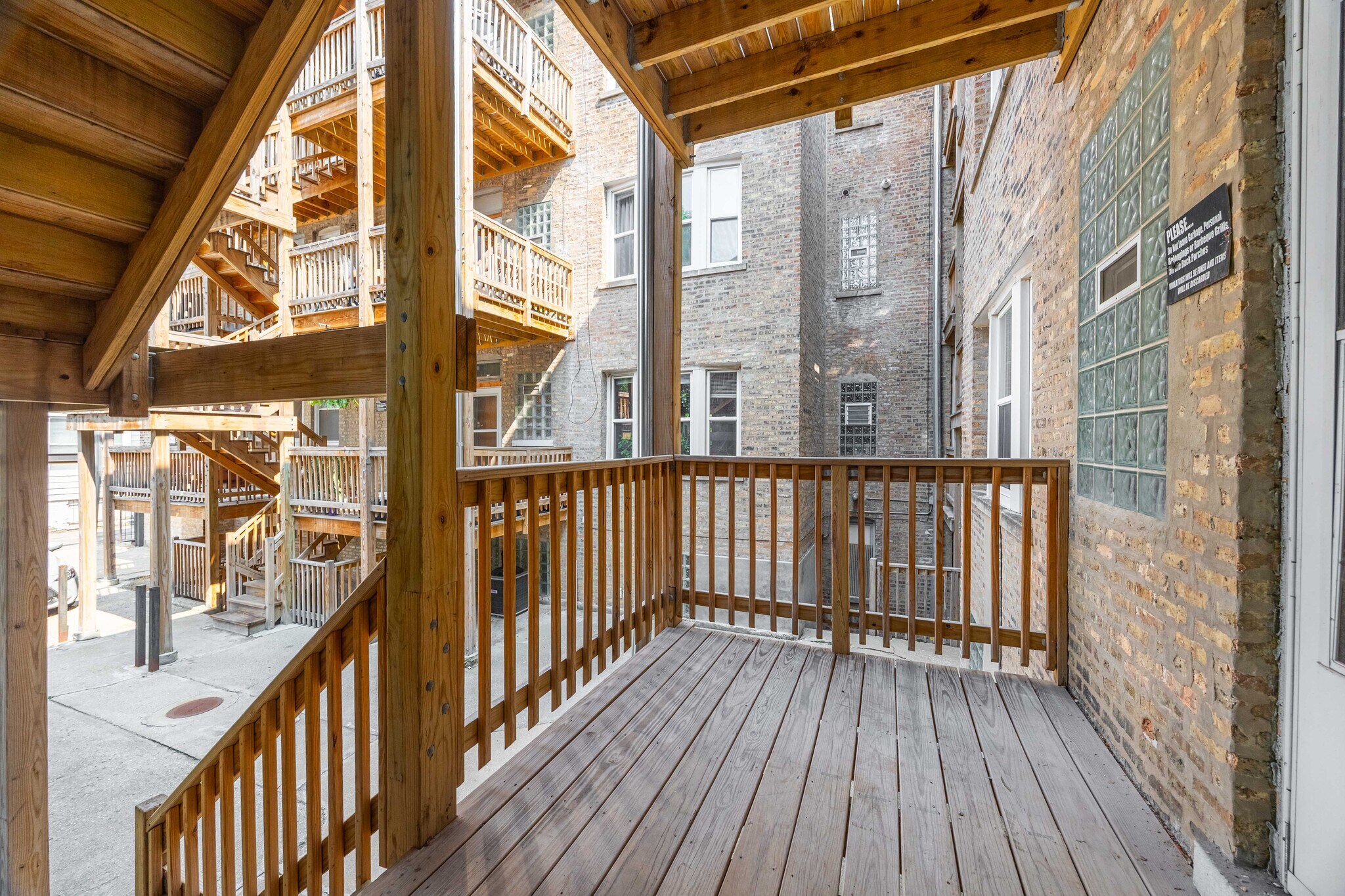 Building Photo - 2714 N Kimball Ave