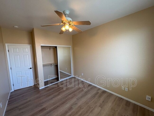 Building Photo - 938 W Encore Dr