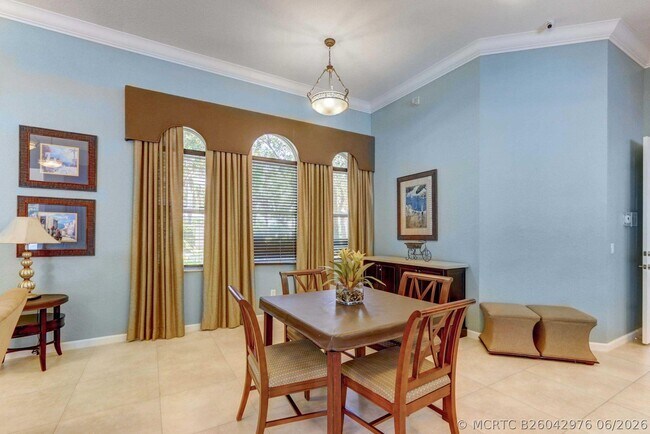 Building Photo - 1107 Big Torch St