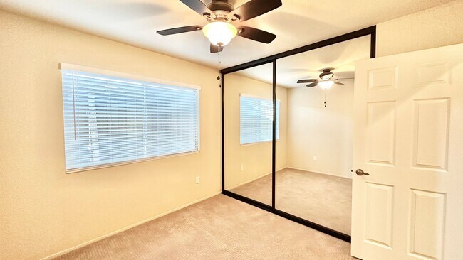 Building Photo - Lovely Single Story Home in Quiet Neighbor...