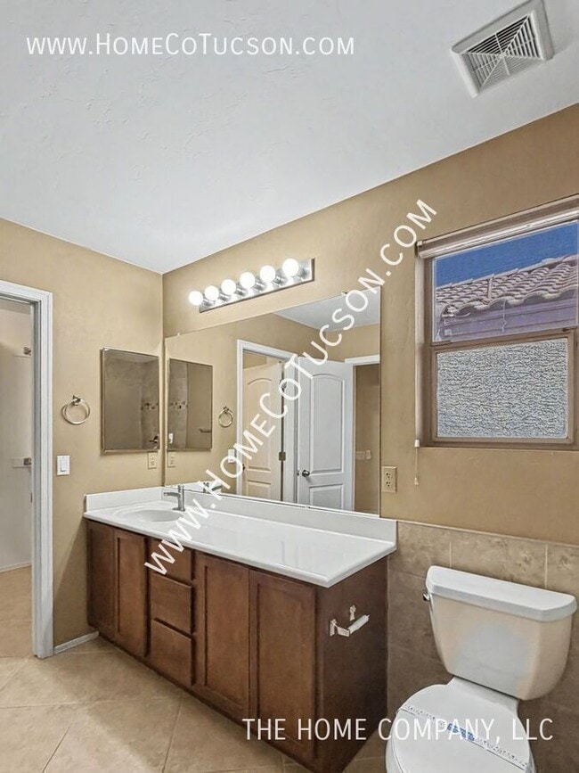 Building Photo - 14306 S Camino Vallado