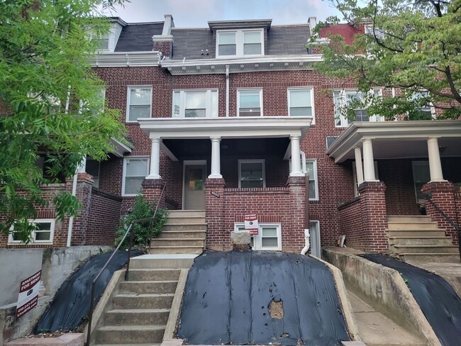Building Photo - 3203 Guilford Ave
