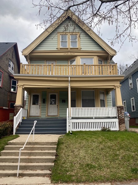 Building Photo - 2744 N Murray Ave