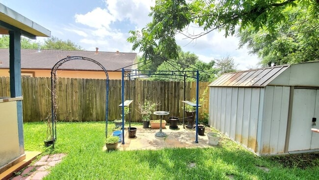 Building Photo - 942 Grand Jct Dr