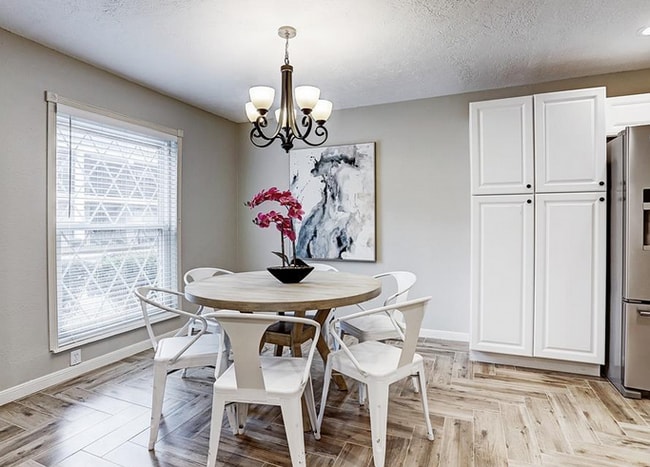 Building Photo - 14333 Memorial Dr