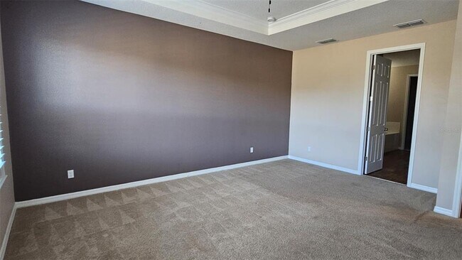 Building Photo - 3448 Current Ave