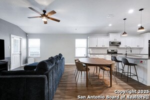 Building Photo - 11711 Caraway Hill