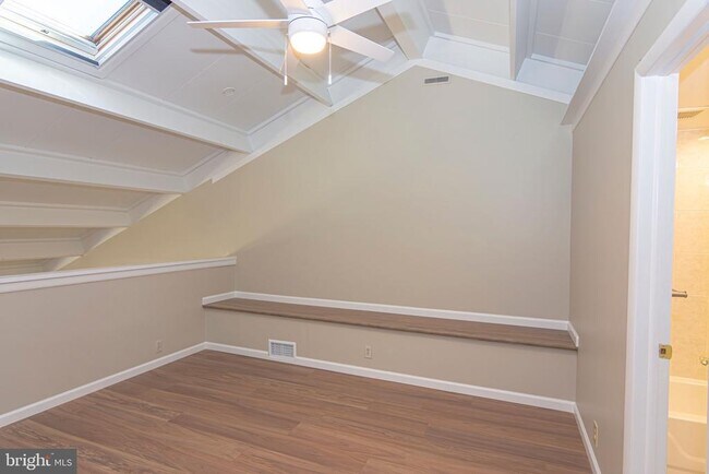 Building Photo - 20A Oscar Hammerstein Way