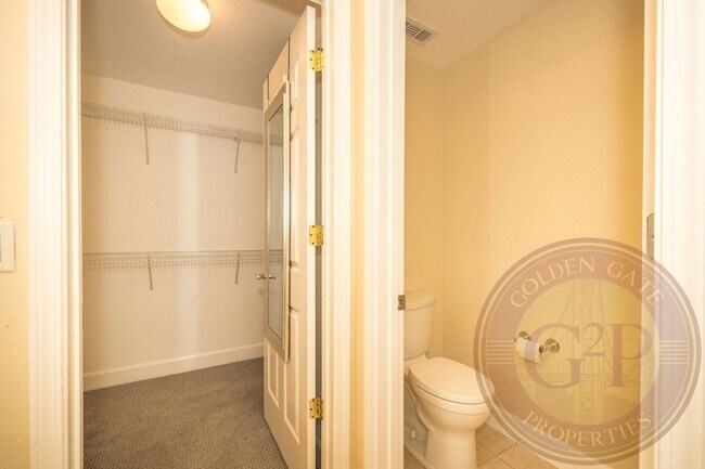 Building Photo - Sunset - 3 BR, 3.5 BA Townhouse 2,225 Sq. Ft. - 3D Virtual Tour, 2 Car Garage