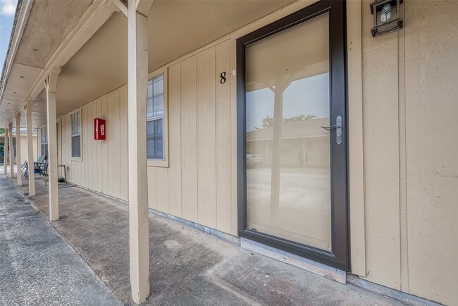 Building Photo - 8430 Round Rock Dr