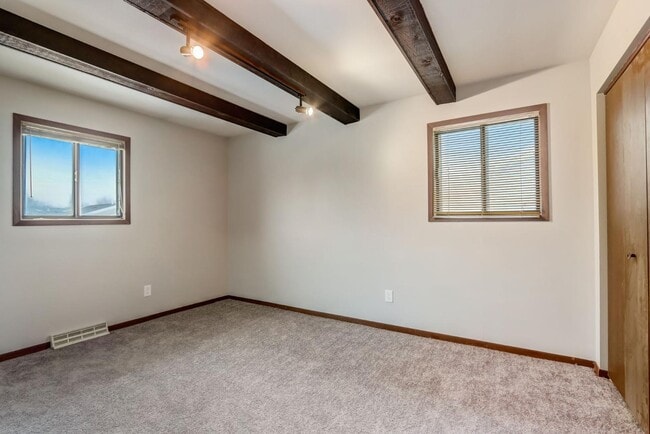 Building Photo - 8543 W Fairy Chasm Dr