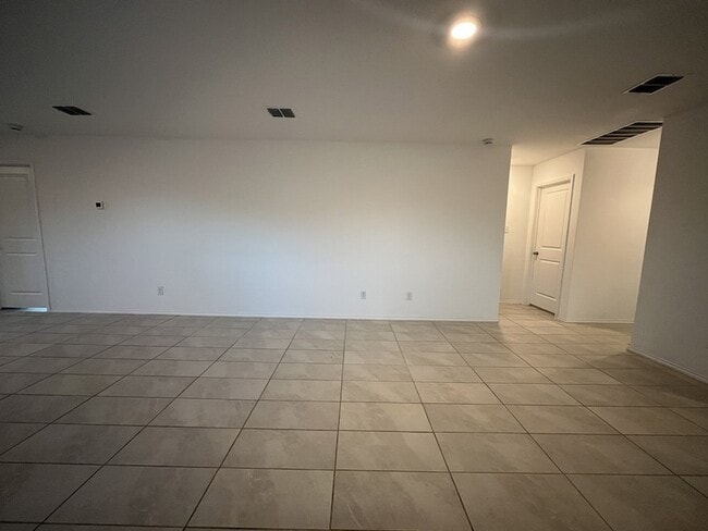 Building Photo - 3408 Harper St