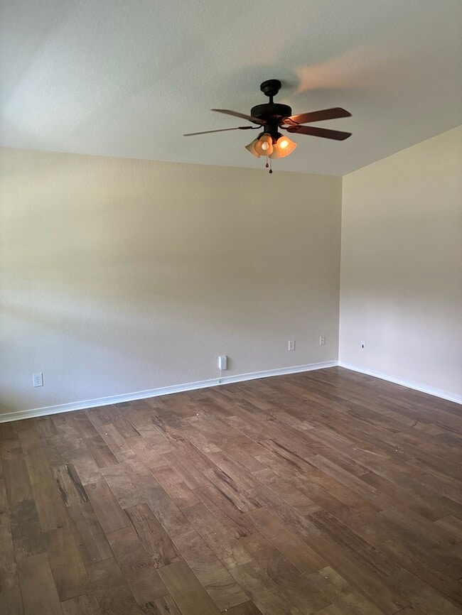 Building Photo - Beautiful 3/2 in Bay St. Louis, MS