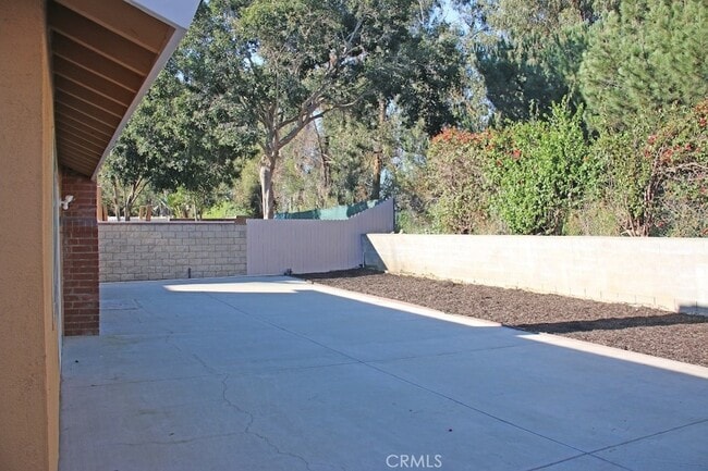 Building Photo - 2538 Alona St