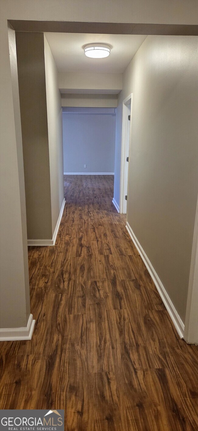 Building Photo - 3770 Glennvale Ct