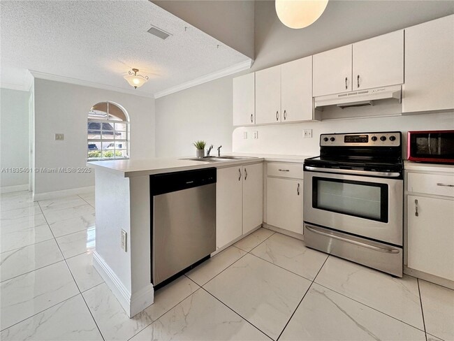 Building Photo - 3834 SW 153rd Pl
