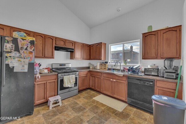 Building Photo - 11945 Mesquite Lake Ln