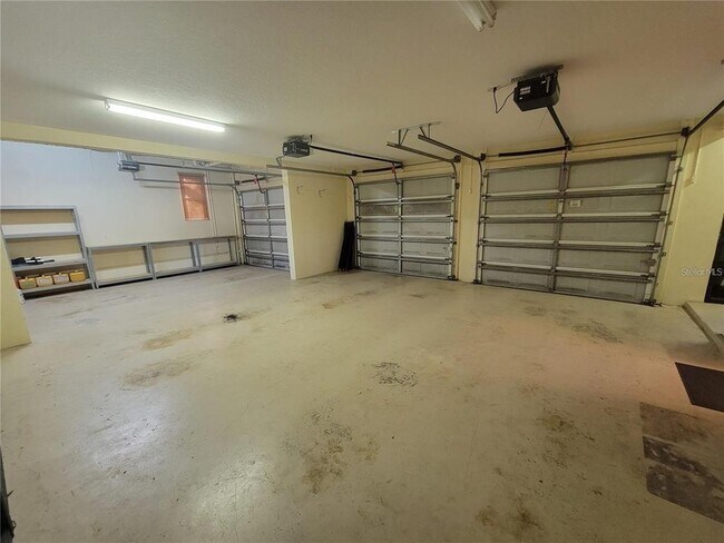 Building Photo - 10209 Thurston Groves Blvd