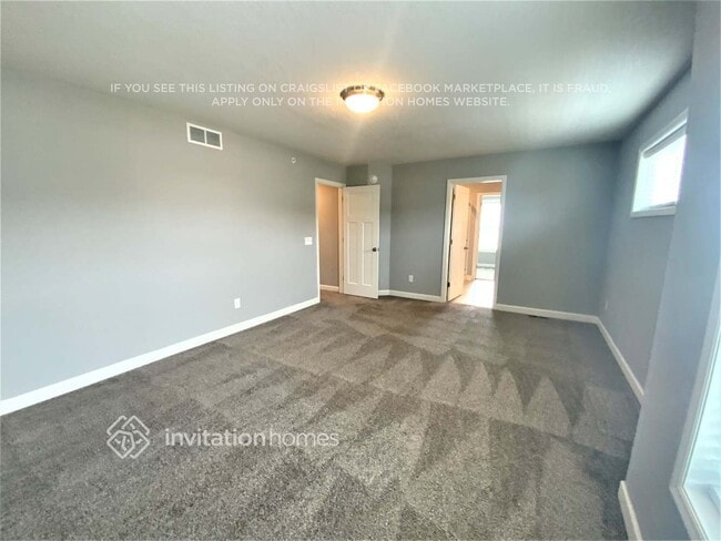 Building Photo - 10926 Zest St NE