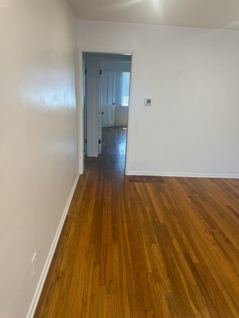 Building Photo - 1814 N Hollywood Way