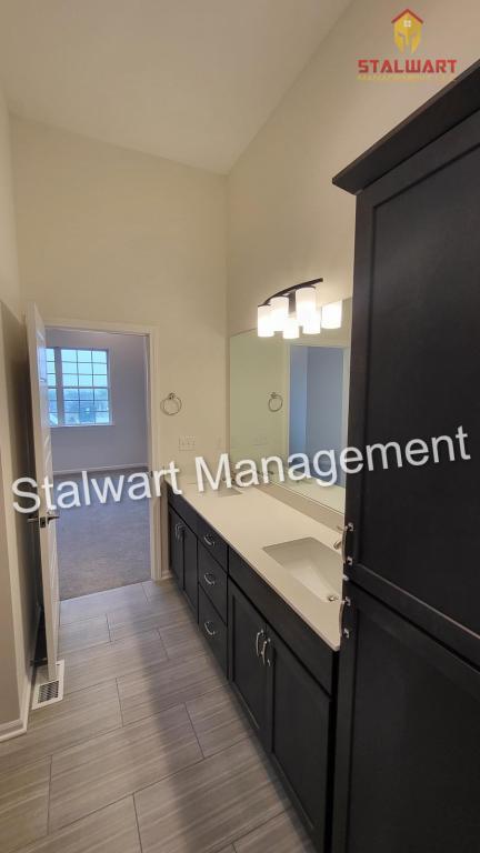 Building Photo - 15824 Riley St