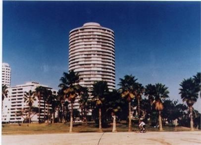 Building Photo - 700 E Ocean Blvd