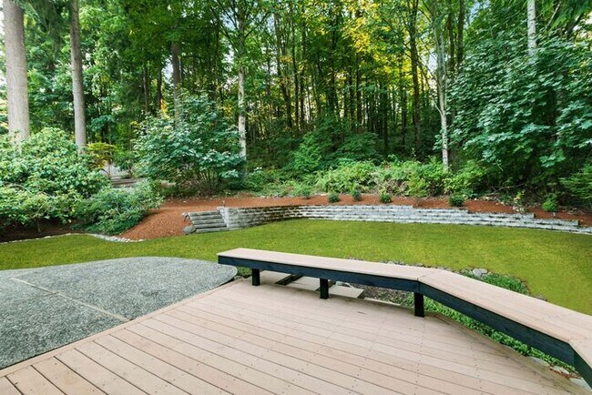 Building Photo - Air Conditioned Urban Retreat in Whispering Pines