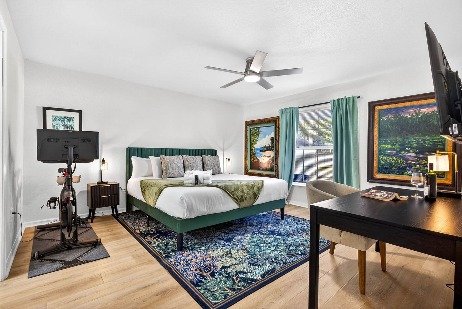 Building Photo - 310 W Warren Ave