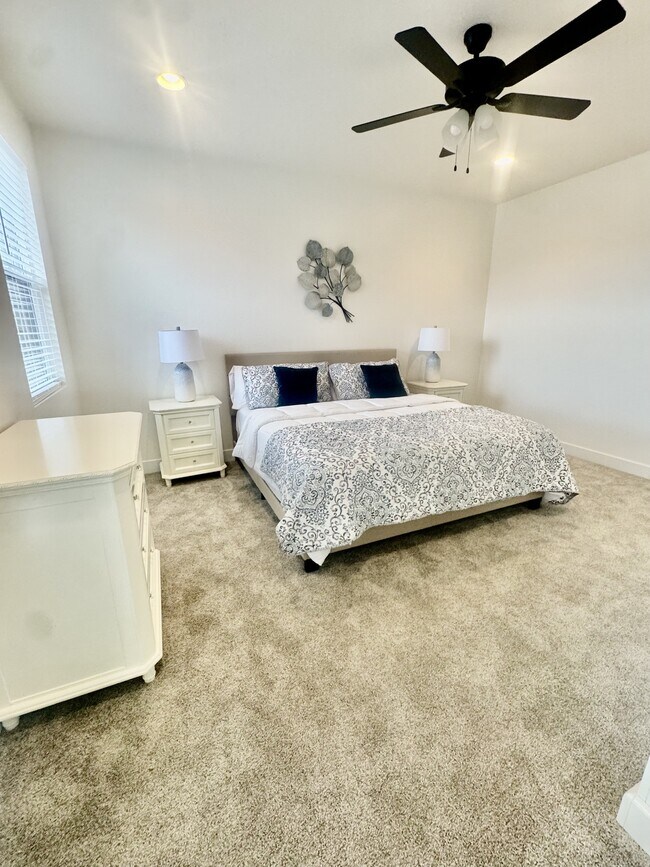 Building Photo - 4160 S Crimson Trails Dr