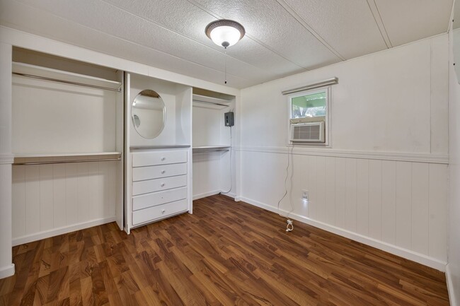 Building Photo - Cozy 1 Bedroom ADU With Stunning Pasture & Pond Views in Rescue!