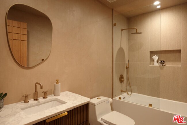 Building Photo - 3637 Loadstone Dr