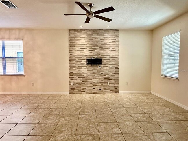 Building Photo - 13892 Summerport Trail Loop