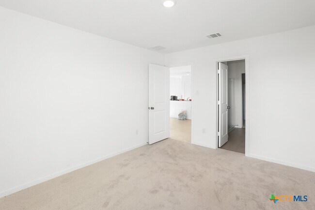 Building Photo - 316 Alligator Crk