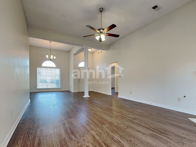 Building Photo - 1114 Green Fern Cv