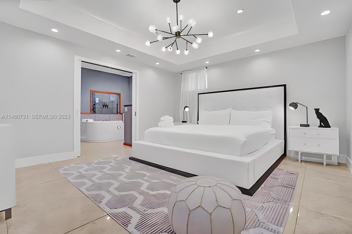 Building Photo - 247 SW 5th St