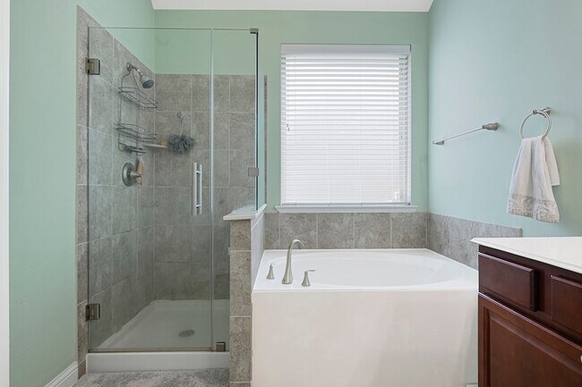Building Photo - 8126 Lockridge Terrace Ln