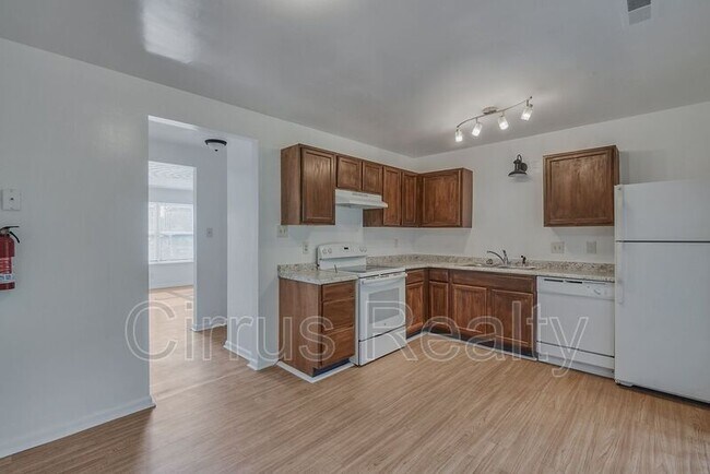 Building Photo - 2788 Peach St