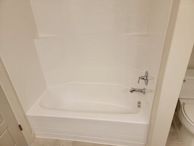 Building Photo - BRAND NEW Gorgeous Magna Townhomes!!!